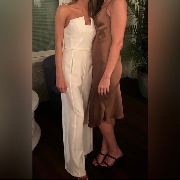 Black Halo Lena Jumpsuit, White, Size 0 - Picture 4 of 4